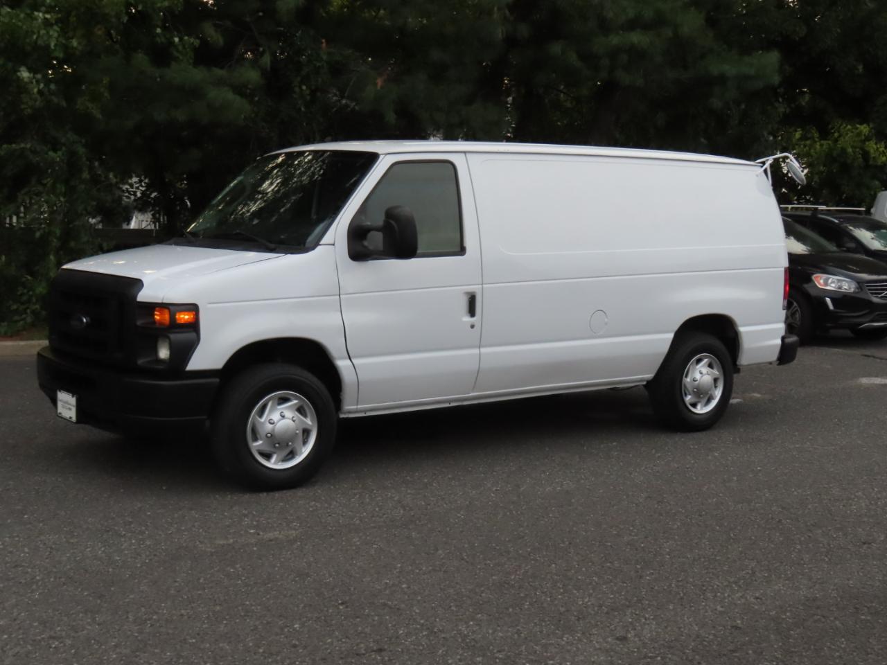 Ford Econoline E-150 2012