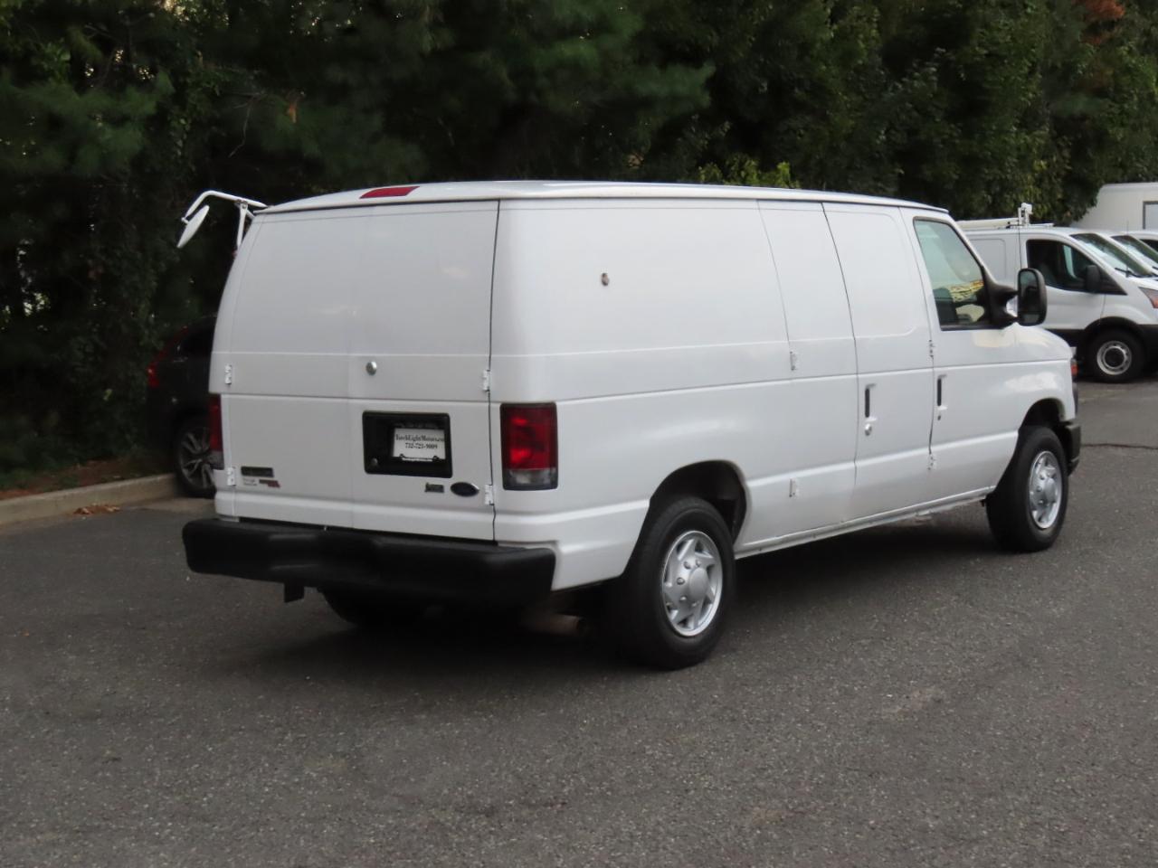 Ford Econoline E-150 2012