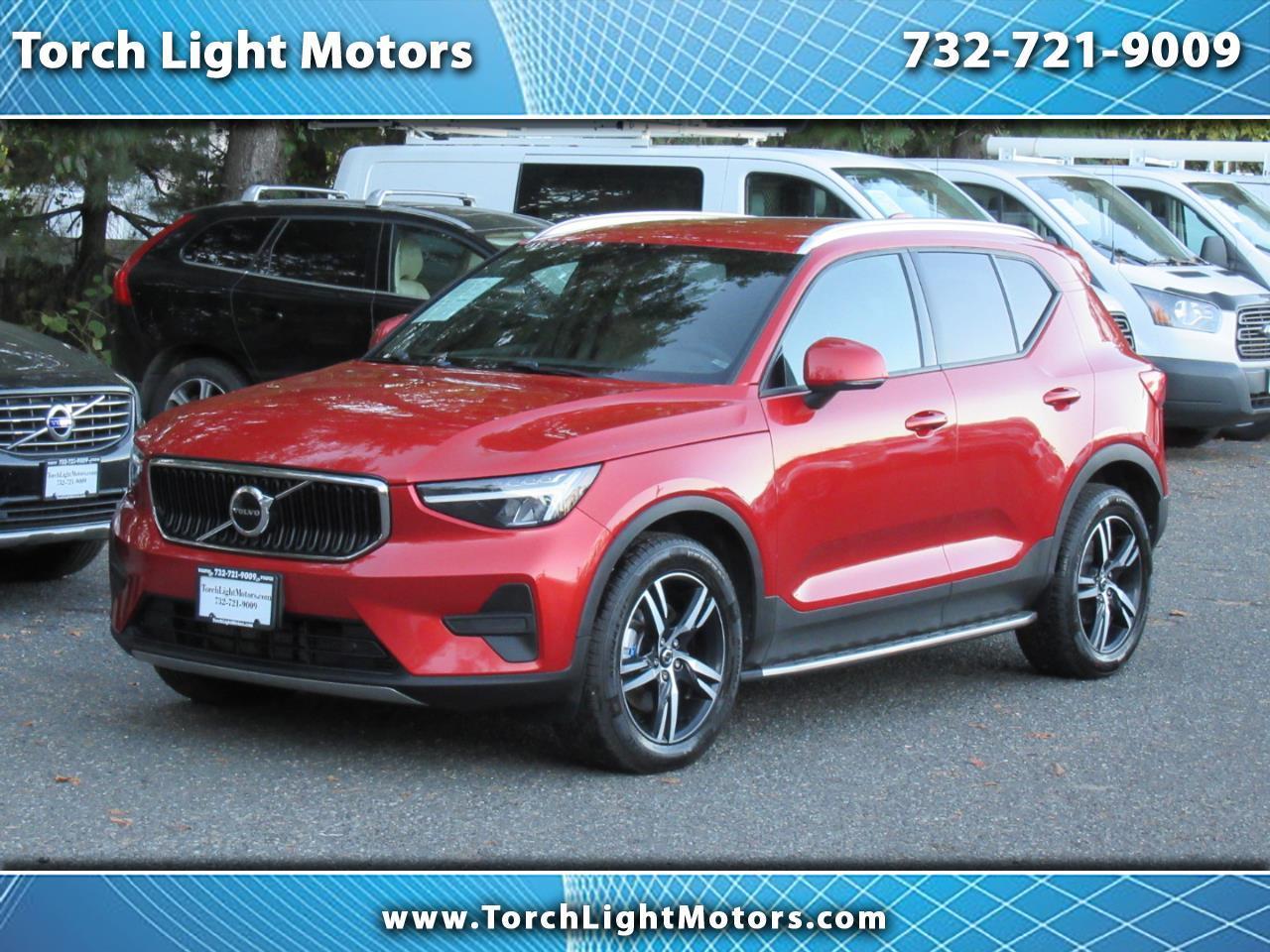 2023 Volvo XC40 B5 Core AWD