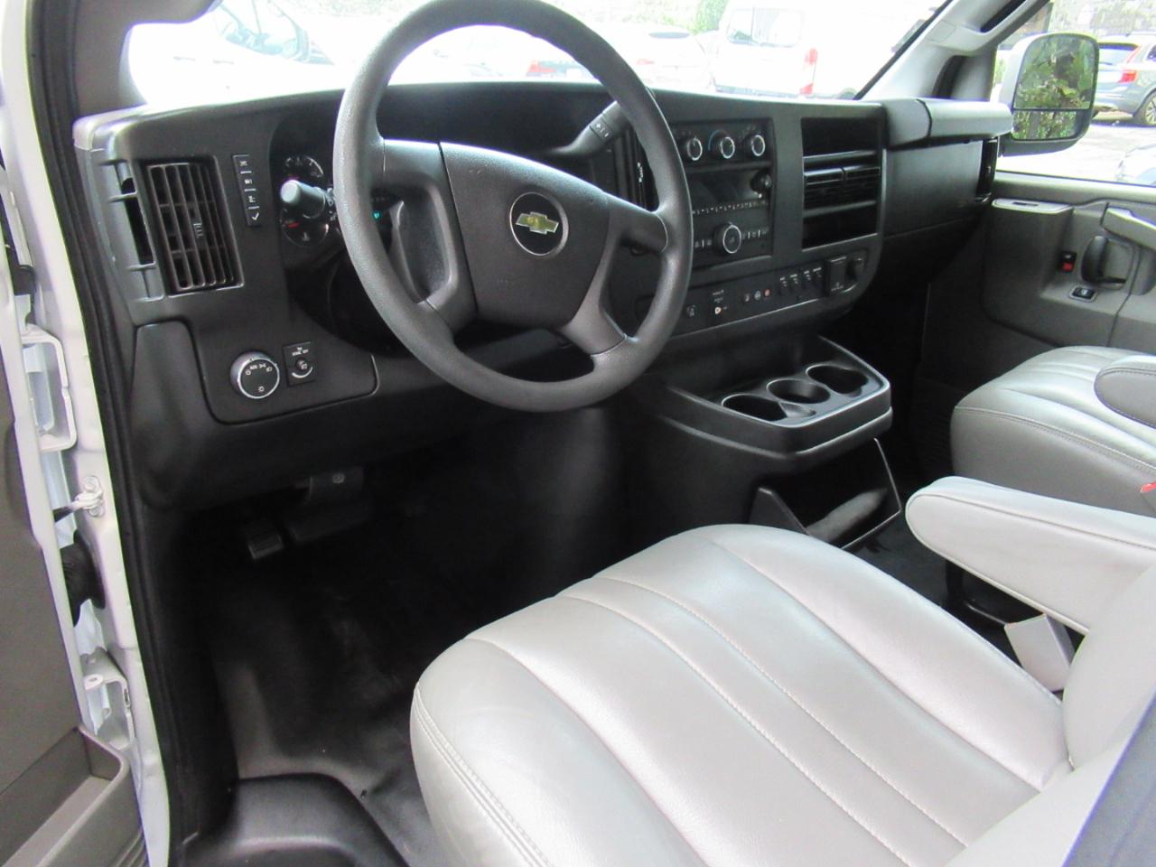 Chevrolet Express 2500 Cargo 2017