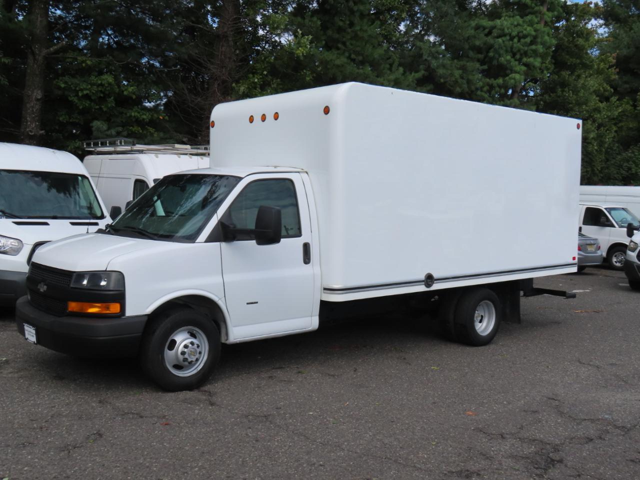 Chevrolet Express G3500 159" 2018