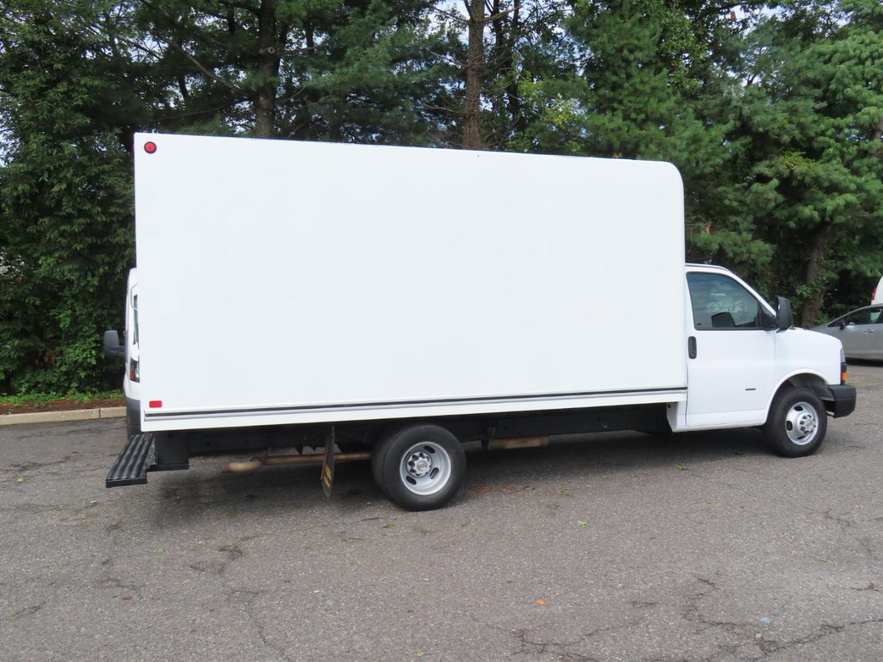 Chevrolet Express G3500 159" 2018