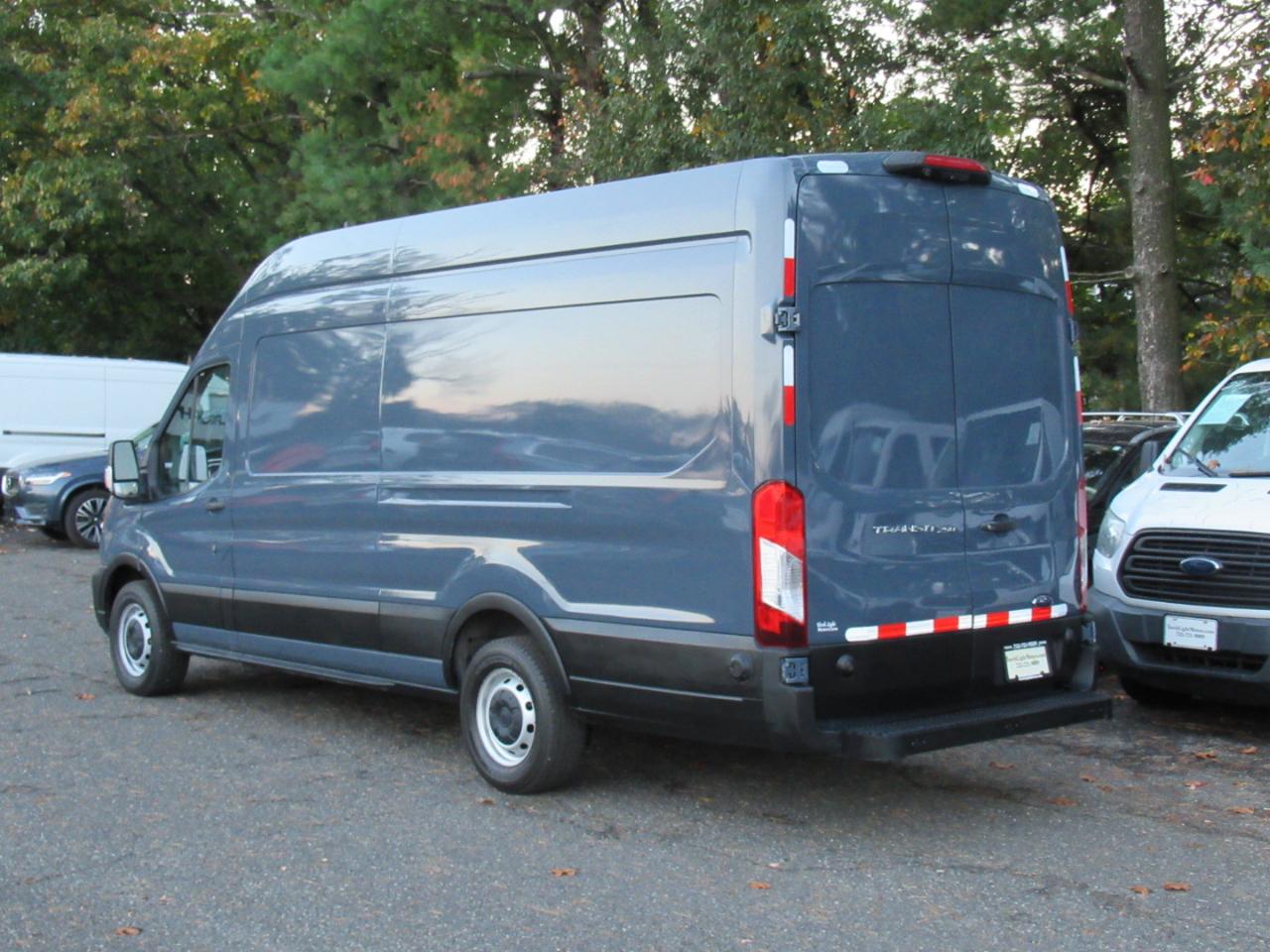 Ford Transit 250 Van High Roof w/Sliding Pass. 148-in. WB EL 2020