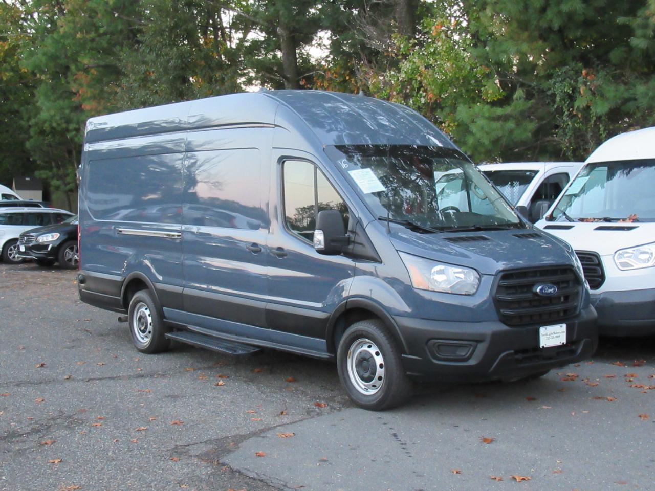 Ford Transit 250 Van High Roof w/Sliding Pass. 148-in. WB EL 2020