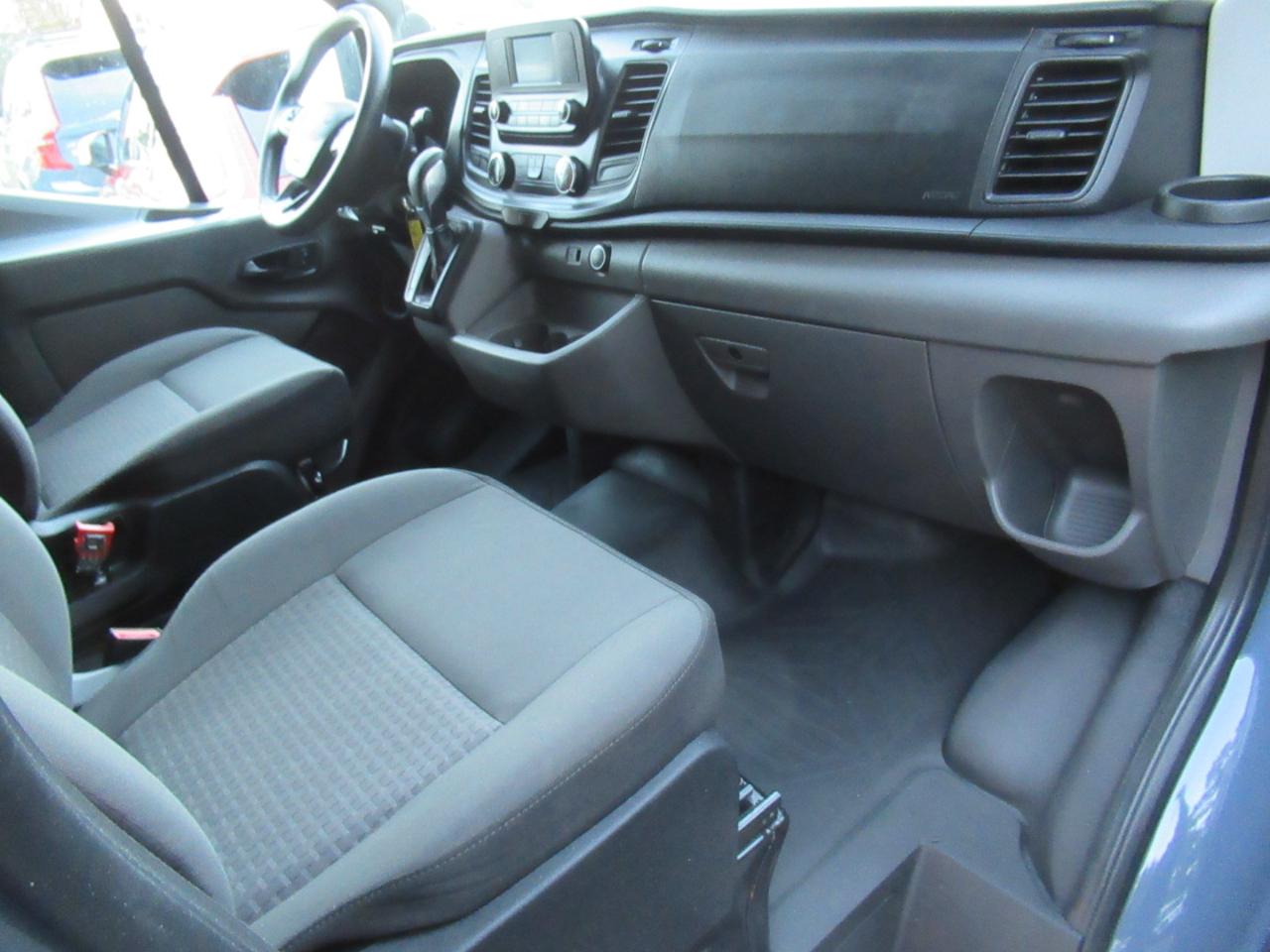 Ford Transit 250 Van High Roof w/Sliding Pass. 148-in. WB EL 2020