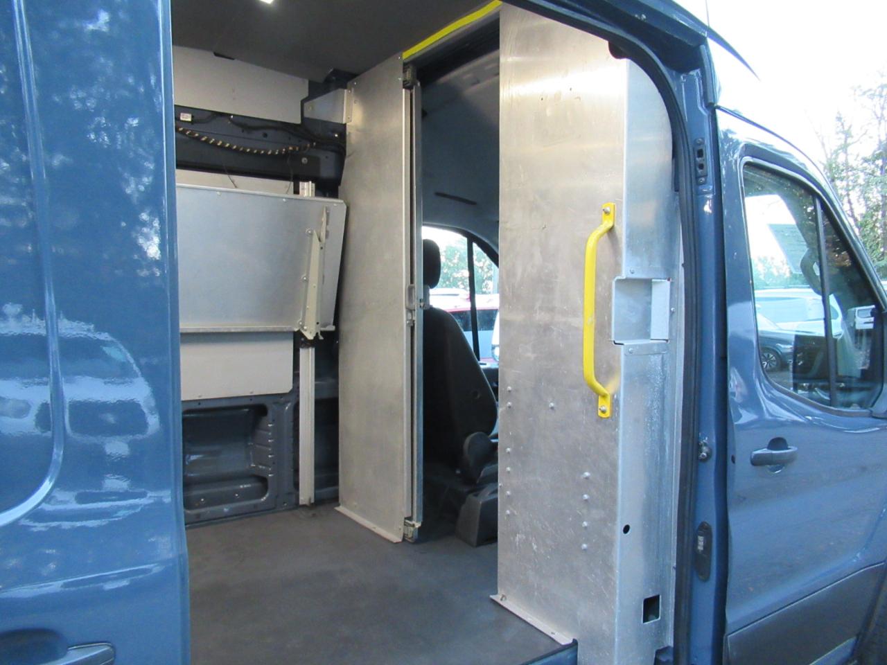 Ford Transit 250 Van High Roof w/Sliding Pass. 148-in. WB EL 2020