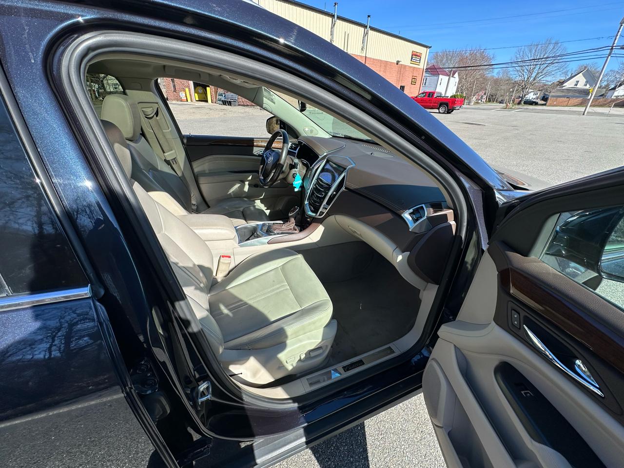 Cadillac SRX AWD 4dr Performance Collection 2014