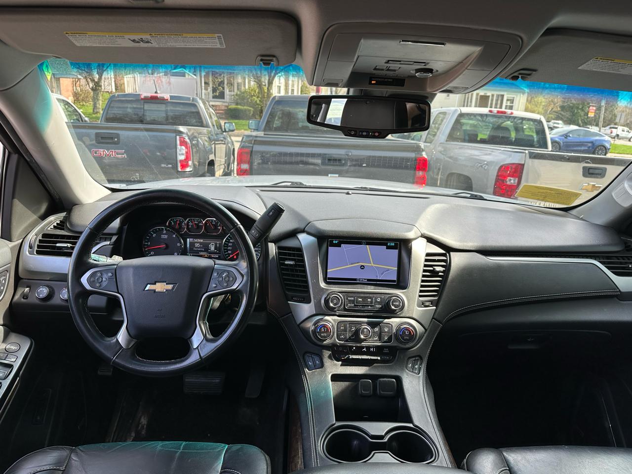 Chevrolet Suburban 4WD 4dr 1500 LT 2016