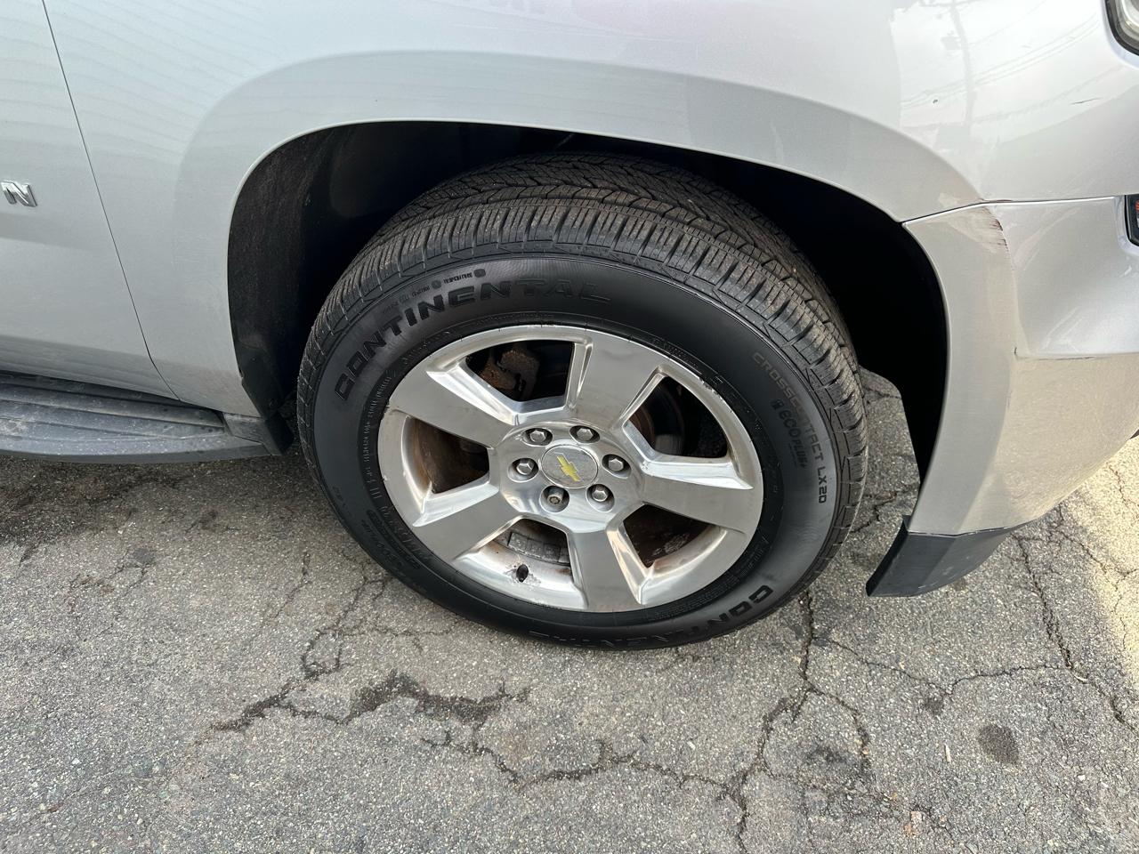 Chevrolet Suburban 4WD 4dr 1500 LT 2016