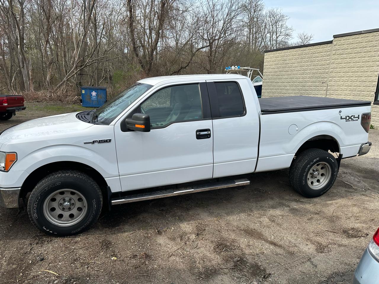 Ford F-150 4WD SuperCab 145" Lariat 2012