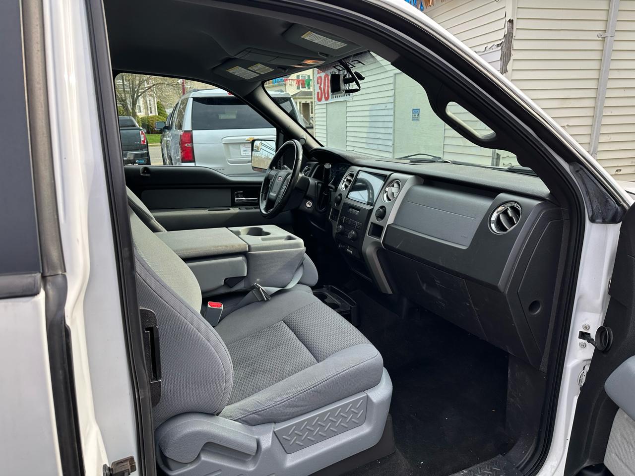 Ford F-150 4WD SuperCab 145" Lariat 2012