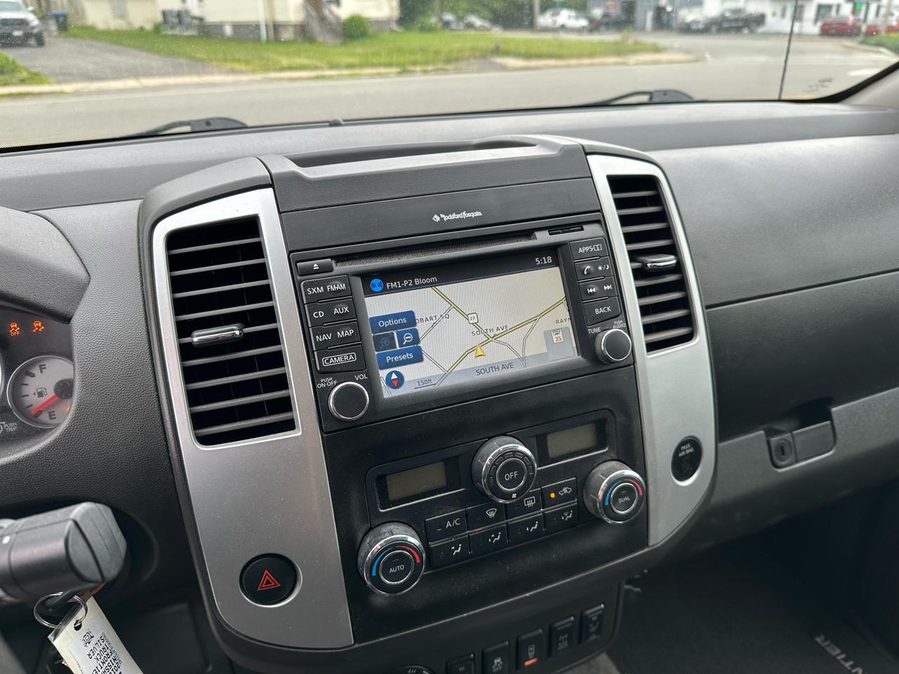 Nissan Frontier Crew Cab 4x4 PRO-4X Auto 2018