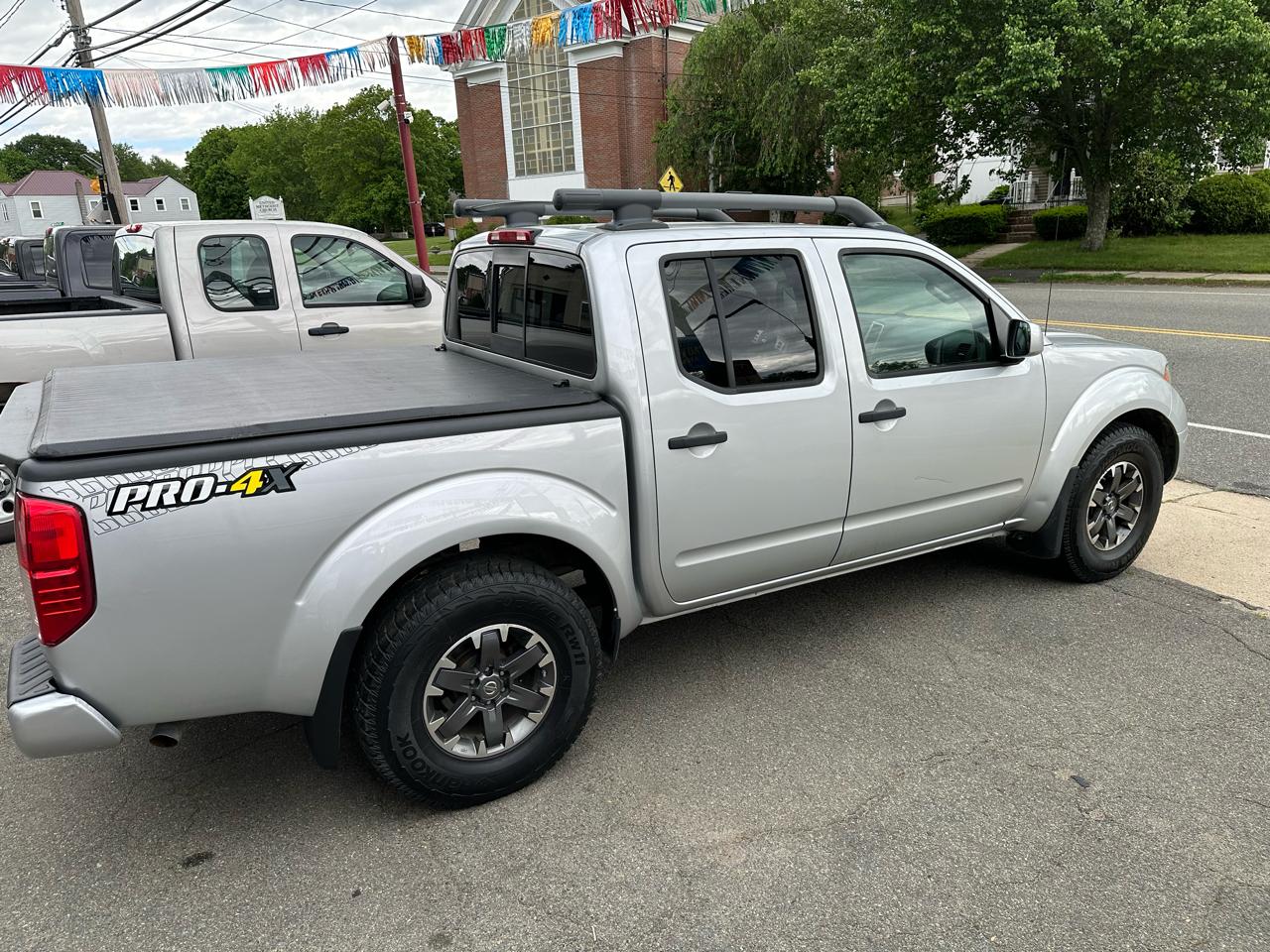 Nissan Frontier Crew Cab 4x4 PRO-4X Auto 2018
