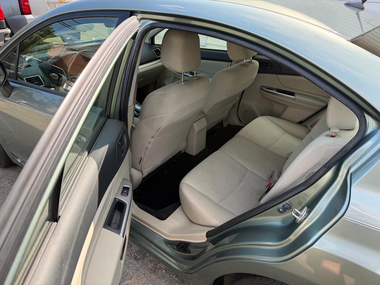 Subaru Impreza Sedan 4dr CVT 2.0i 2016