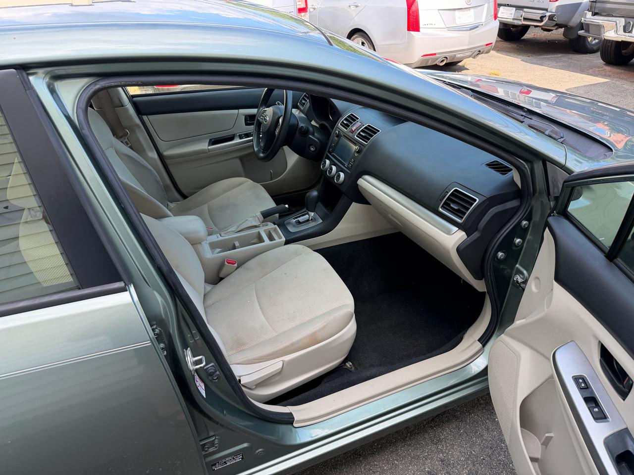 Subaru Impreza Sedan 4dr CVT 2.0i 2016