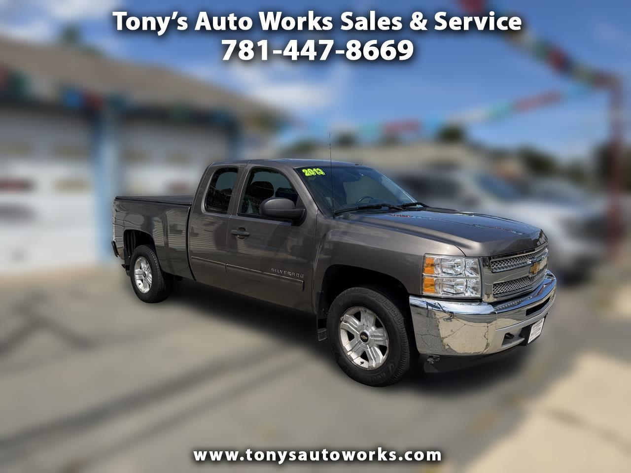 Chevrolet Silverado 1500 4WD Ext Cab 143.5" LT 2013