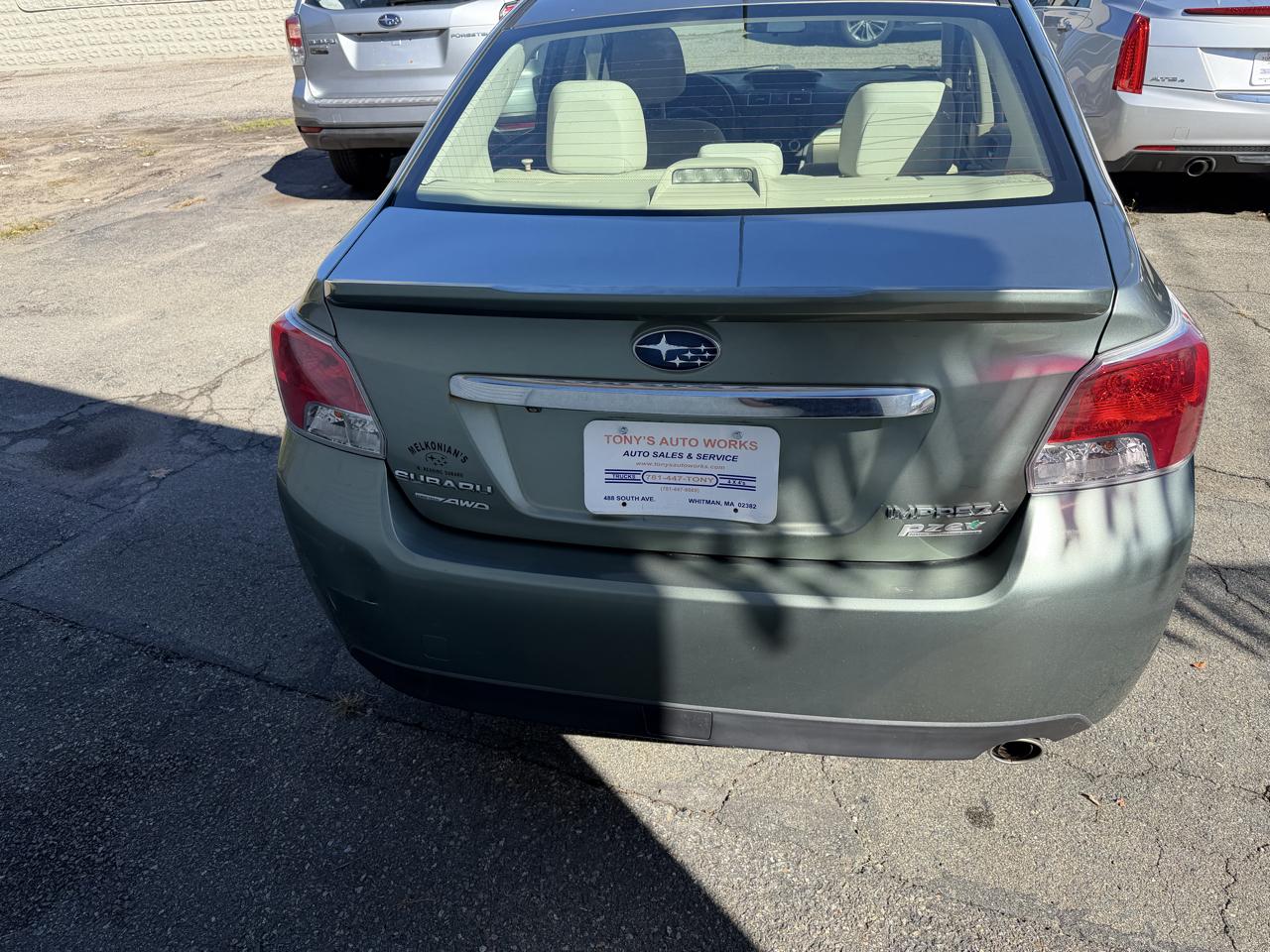 Subaru Impreza Sedan 4dr CVT 2.0i 2016