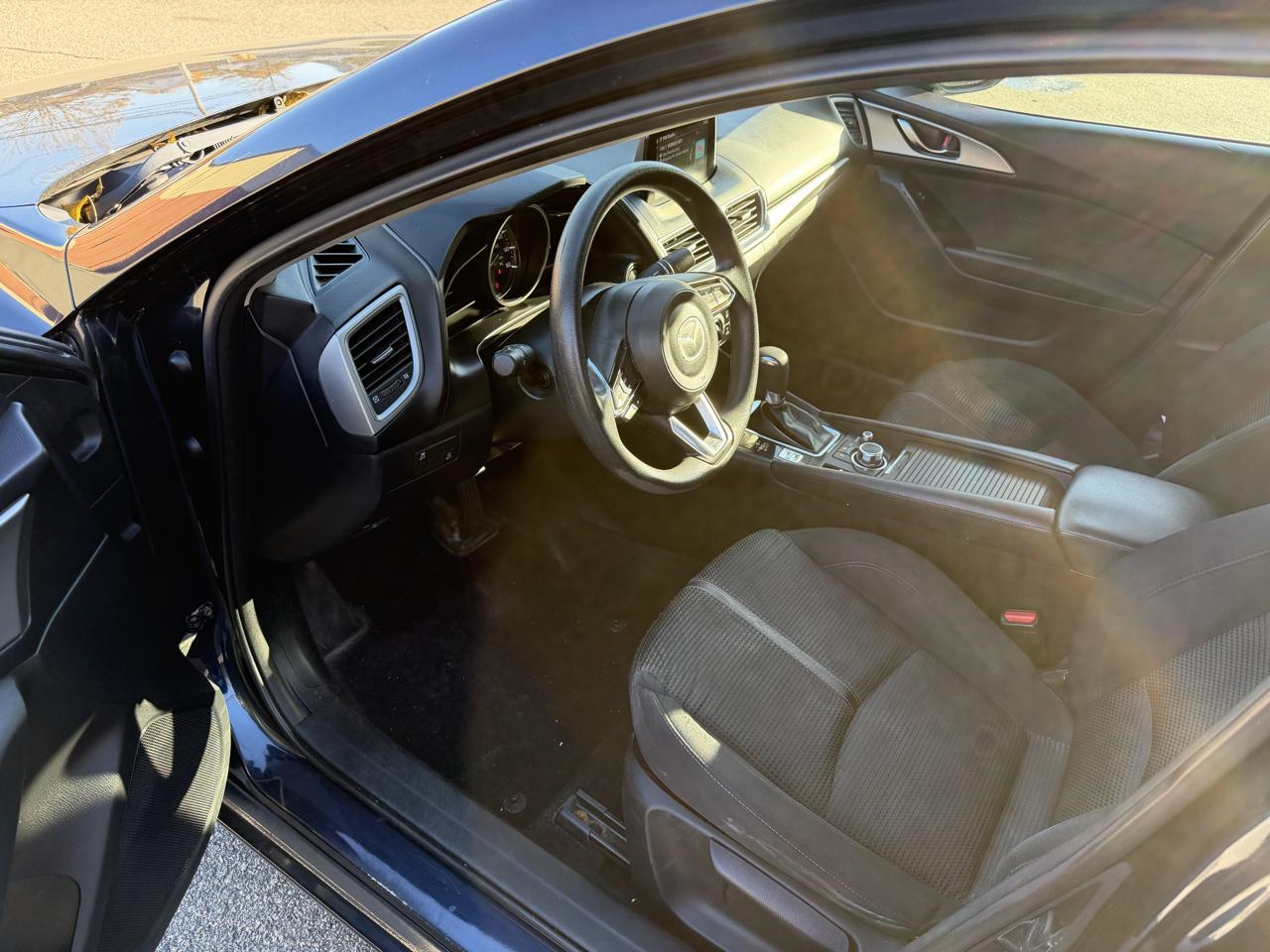Mazda Mazda3 4-Door Sport Auto 2018