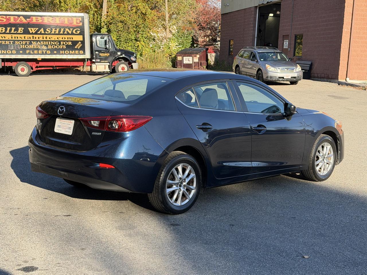 Mazda Mazda3 4-Door Sport Auto 2018