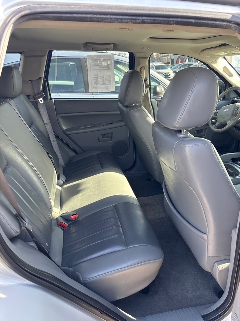 Jeep Grand Cherokee 2WD 4dr Laredo 2007