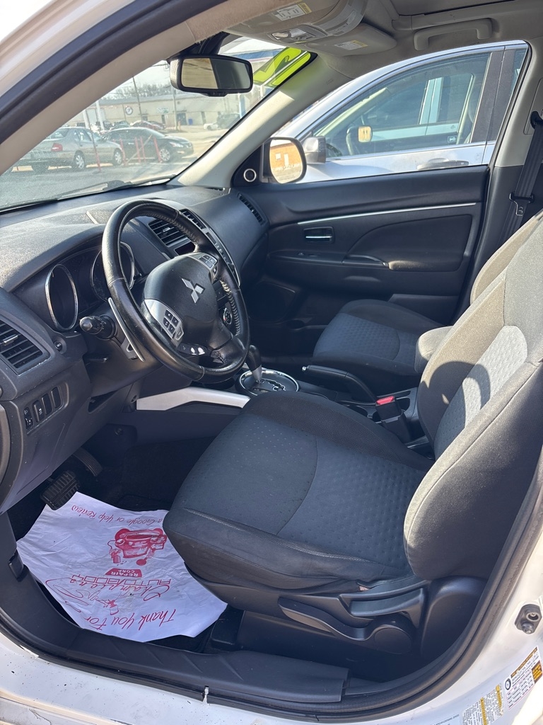 Mitsubishi Outlander Sport 2WD 4dr CVT SE 2012