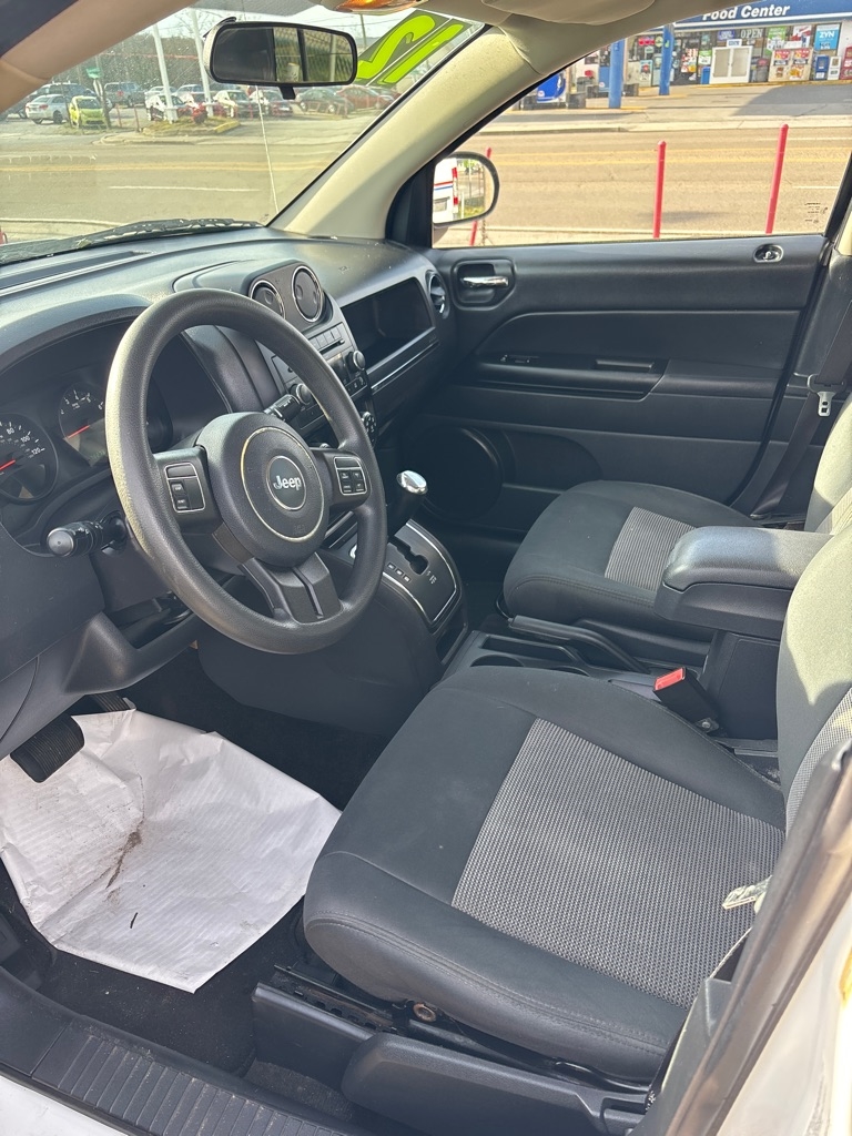 Jeep Compass 4WD 4dr Sport 2012