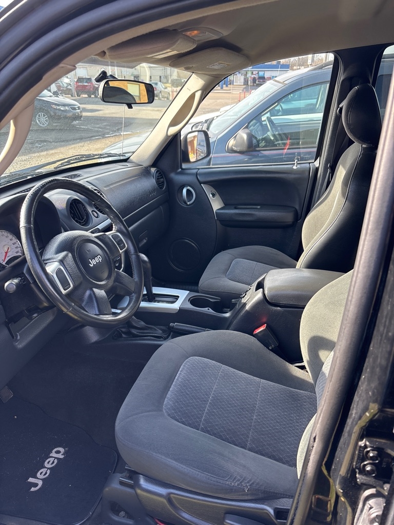Jeep Liberty 4dr Limited 4WD 2003