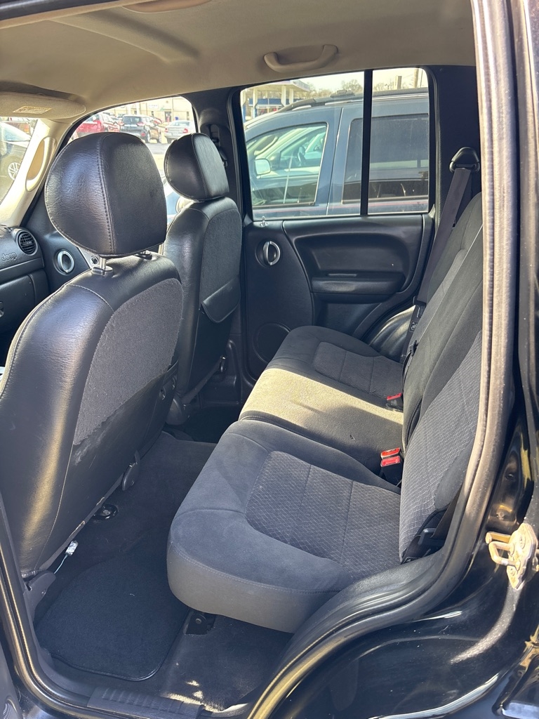 Jeep Liberty 4dr Limited 4WD 2003