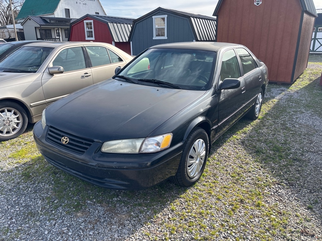 Toyota Camry 4dr Sdn XLE V6 Auto 1998