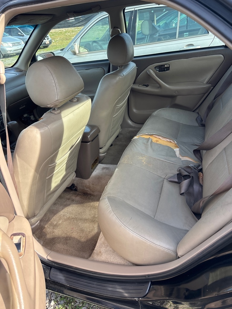 Toyota Camry 4dr Sdn XLE V6 Auto 1998