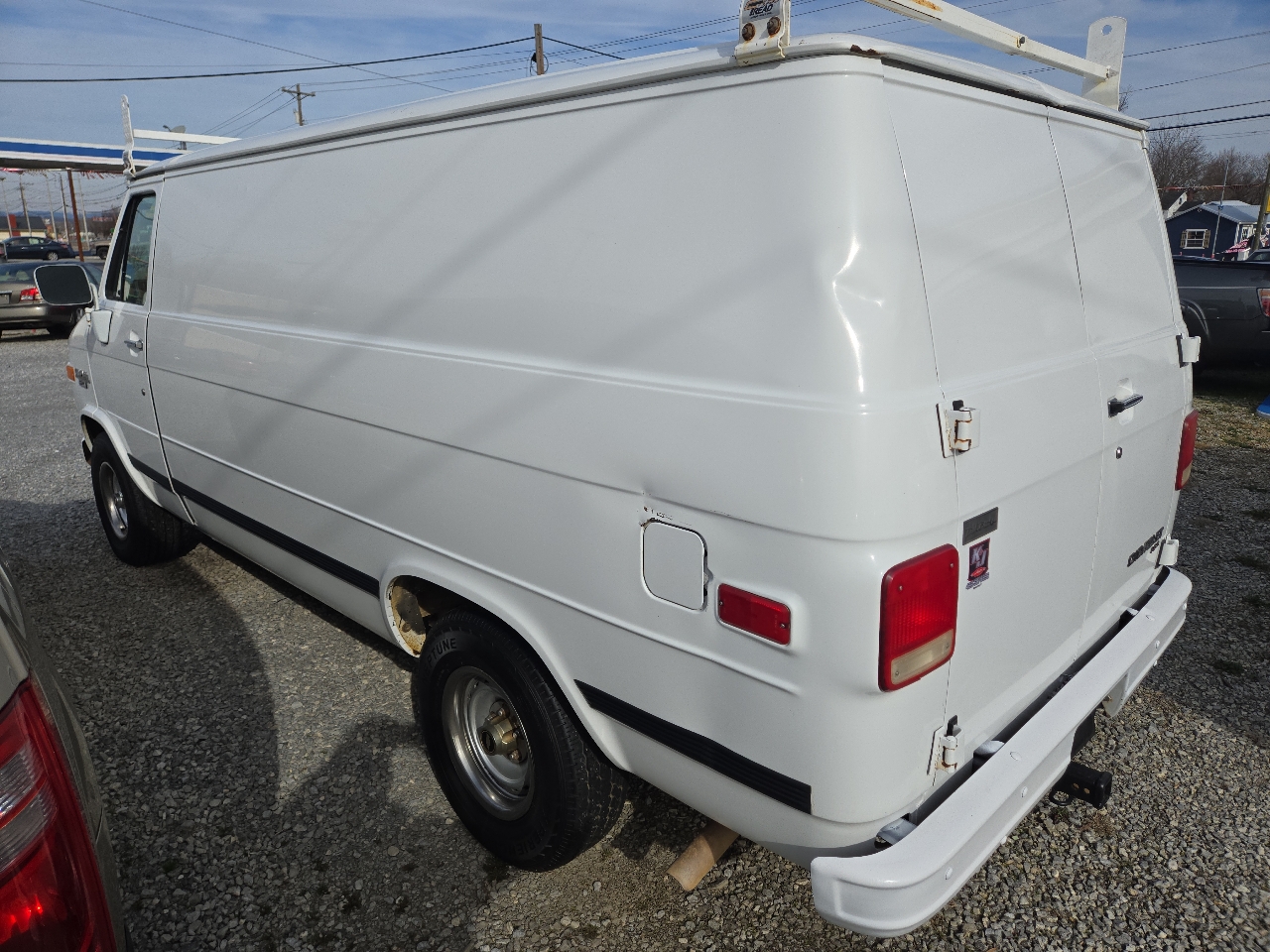 Chevrolet Chevy Van G20 110" WB 1993