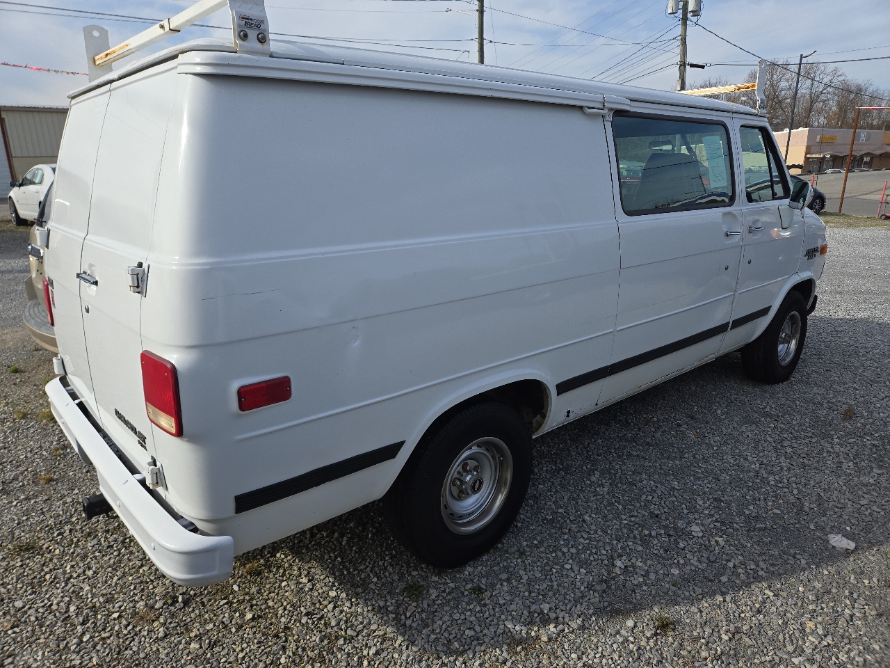 Chevrolet Chevy Van G20 110" WB 1993