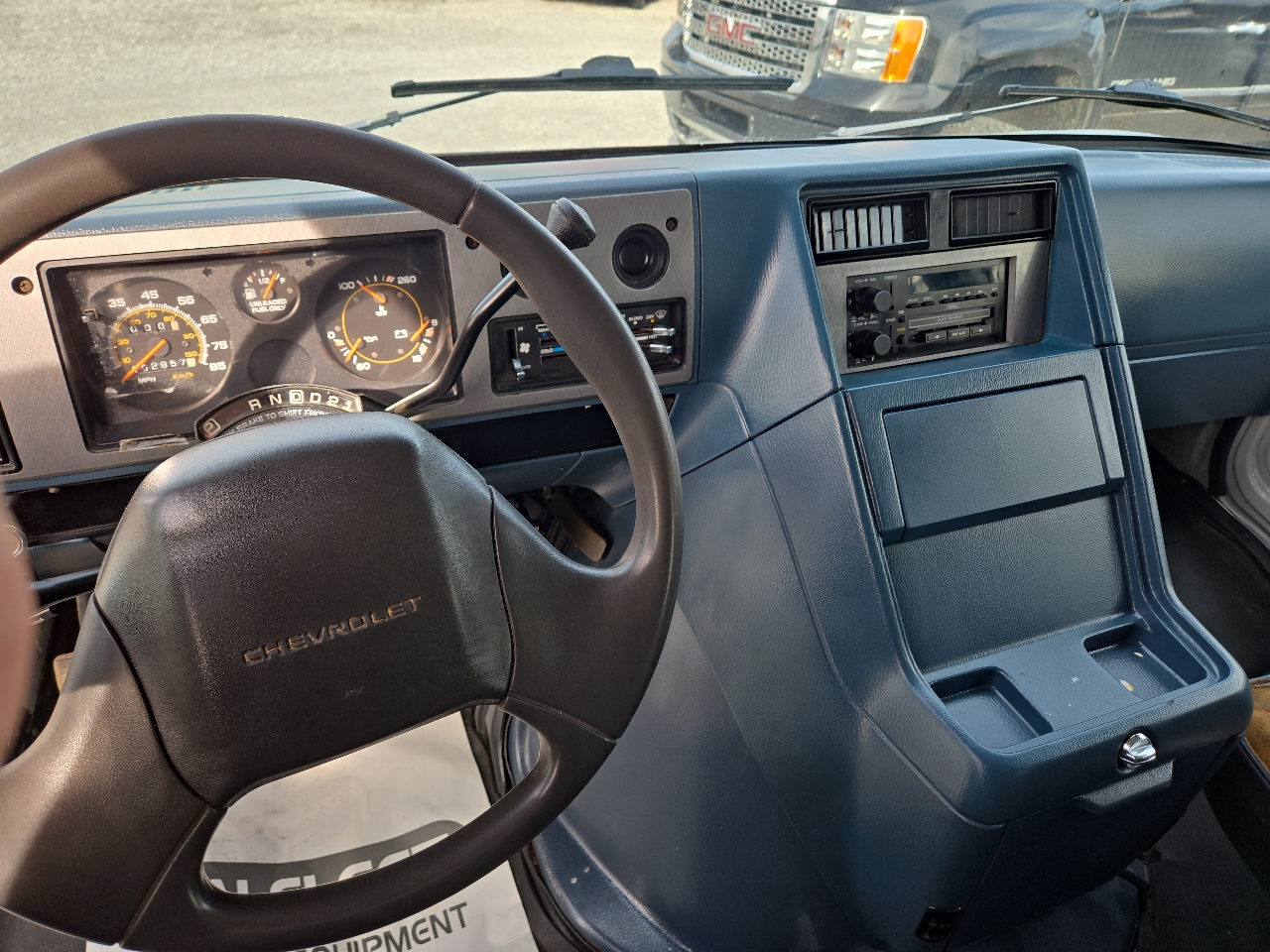 Chevrolet Chevy Van G20 110" WB 1993