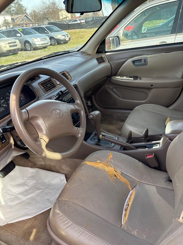 Toyota Camry 4dr Sdn XLE V6 Auto 1998
