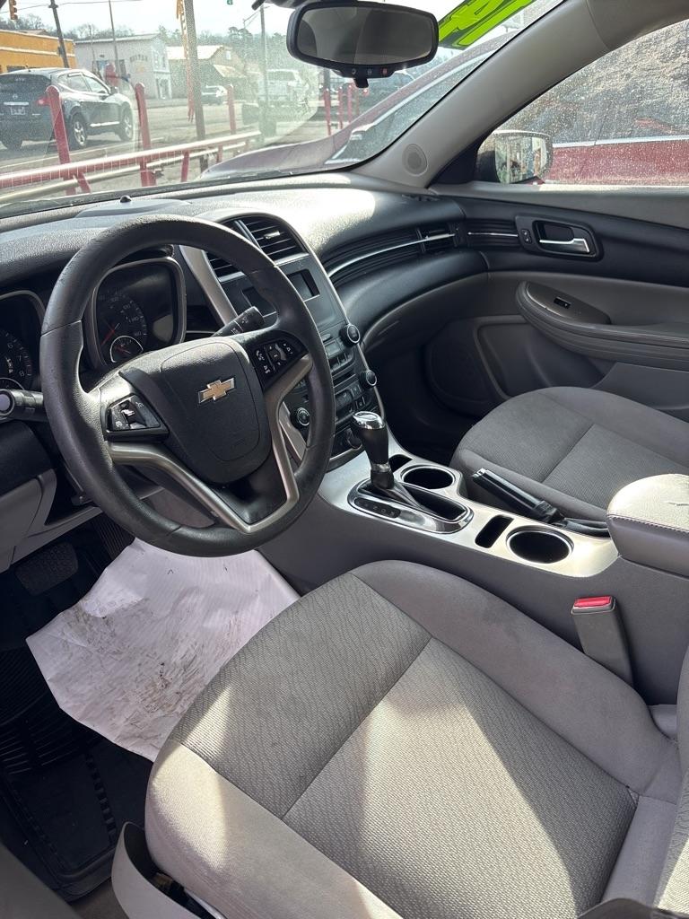 Chevrolet Malibu 4dr Sdn LS w/1LS 2014