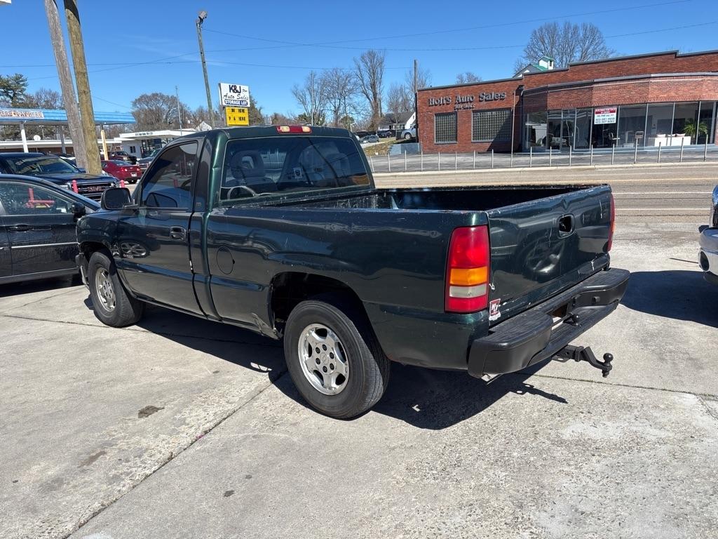 Chevrolet Silverado 1500 Reg Cab 119.0" WB 2001