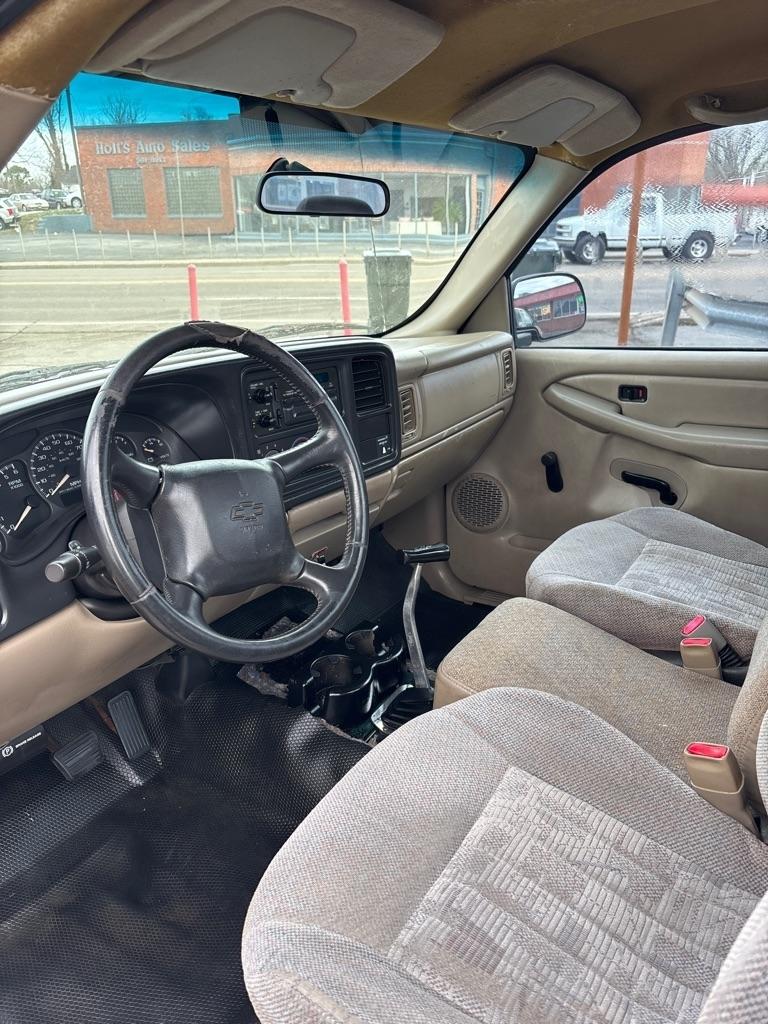 Chevrolet Silverado 1500 Reg Cab 119.0" WB 2001