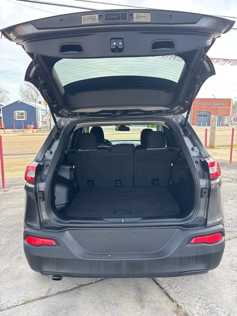Jeep Cherokee FWD 4dr Latitude 2014