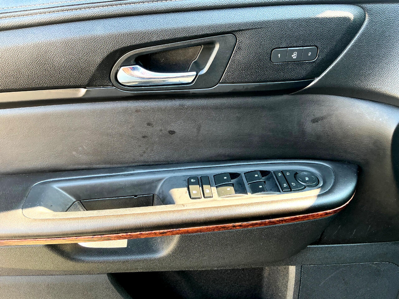 Chevrolet Traverse LTZ AWD 2014 Chevrolet Traverse LTZ AWD 2014