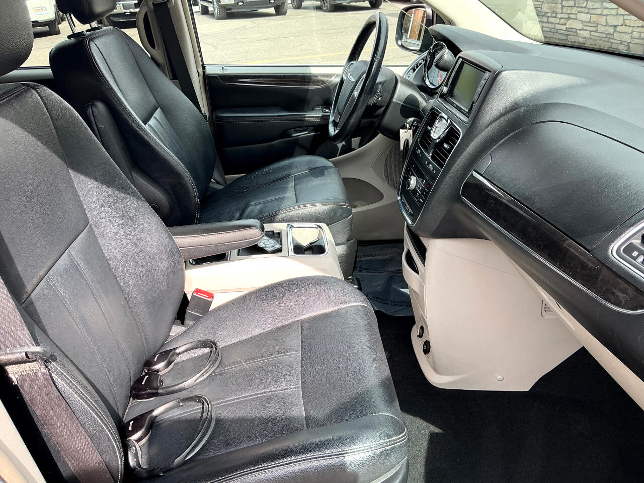 Chrysler Town & Country Touring 2016 Chrysler Town & Country Touring 2016