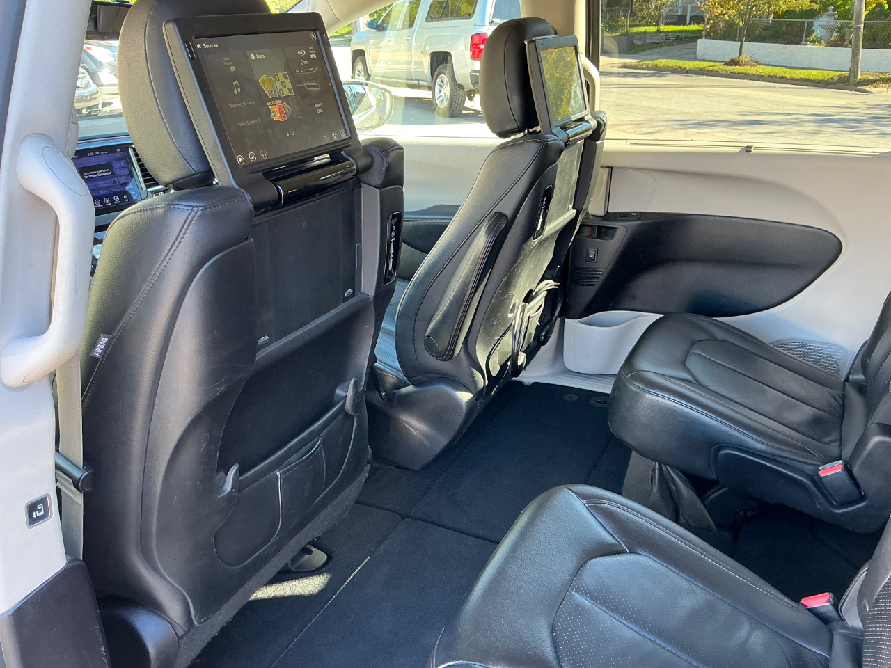 Chrysler Pacifica Touring-L Plus 2017 Chrysler Pacifica Touring-L Plus 2017