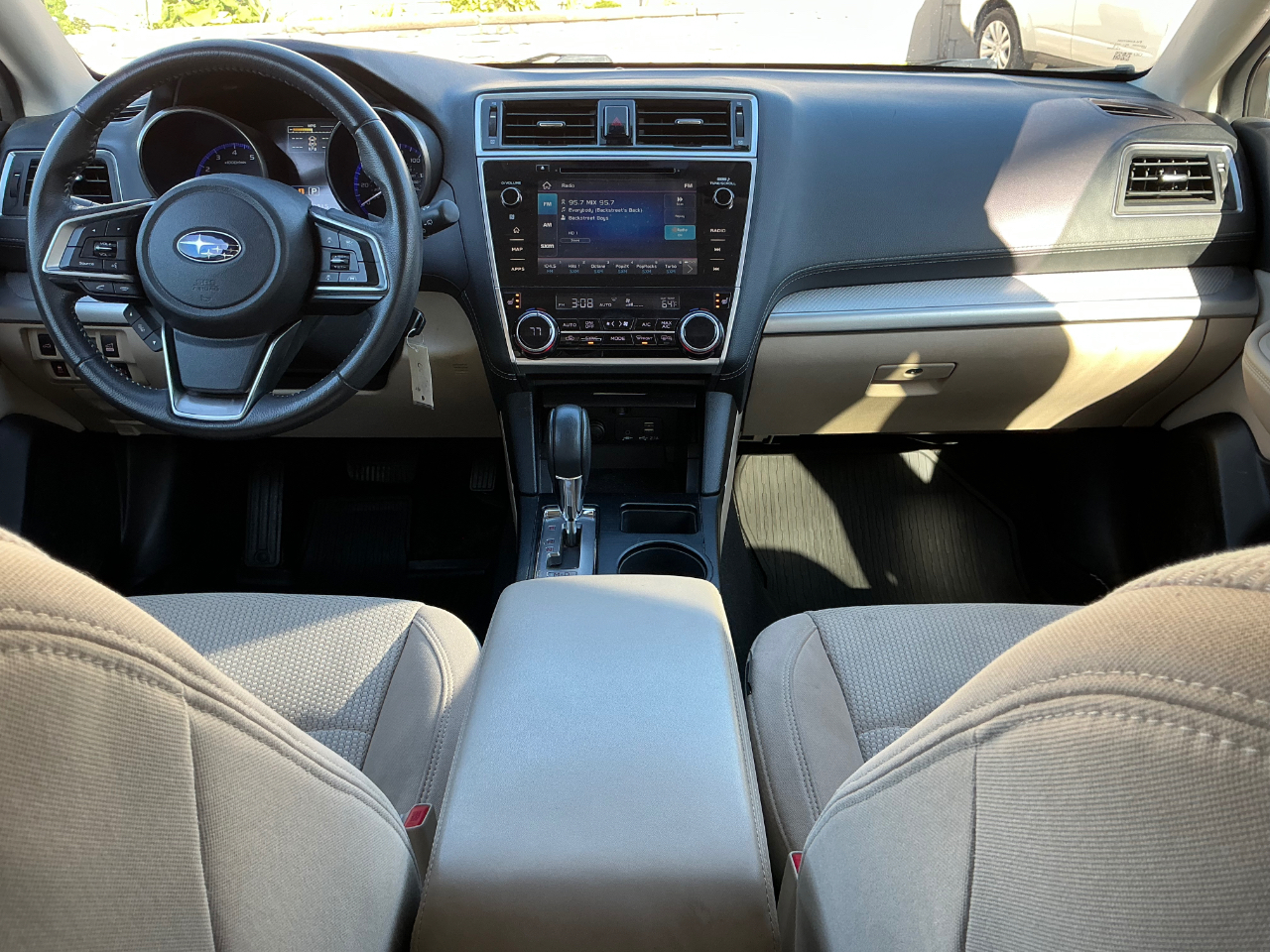 Subaru Outback 2.5i Premium 2019 Subaru Outback 2.5i Premium 2019