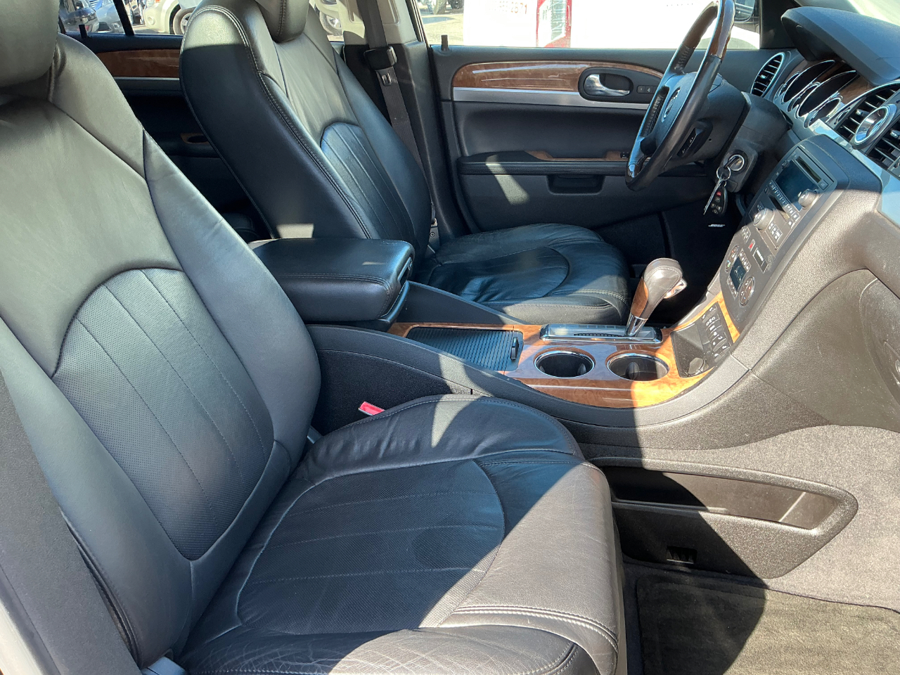 Buick Enclave Leather AWD 2012 Buick Enclave Leather AWD 2012