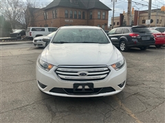 2014 Ford Taurus 