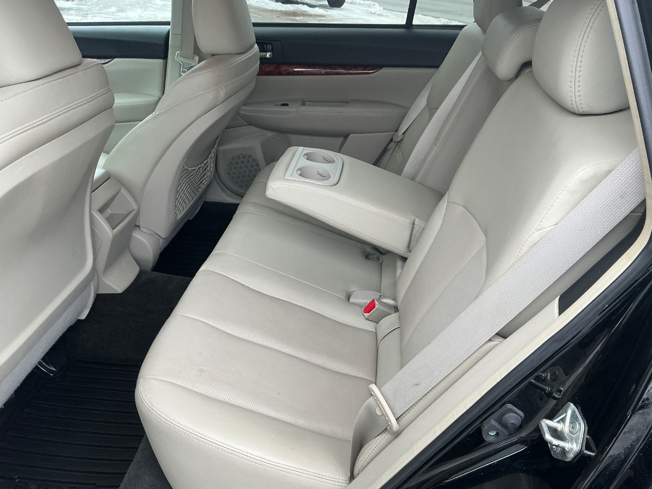 Subaru Outback 3.6R Limited 2012