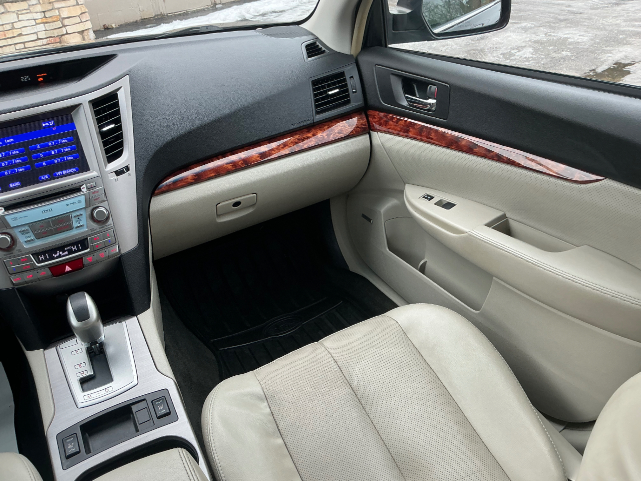 Subaru Outback 3.6R Limited 2012