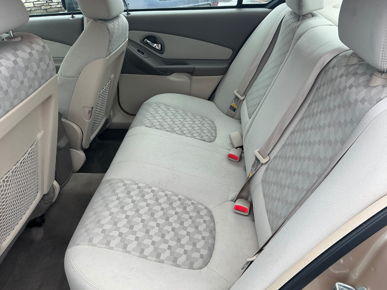 Chevrolet Malibu LS 2004