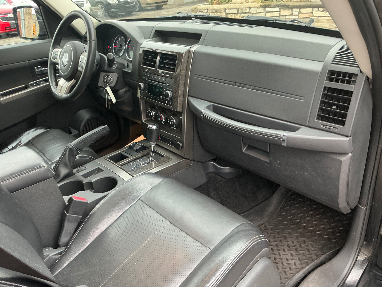 Jeep Liberty Limited 4WD 2012