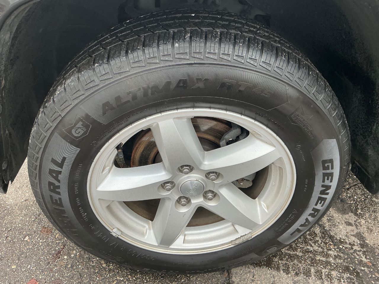 Jeep Liberty Limited 4WD 2012