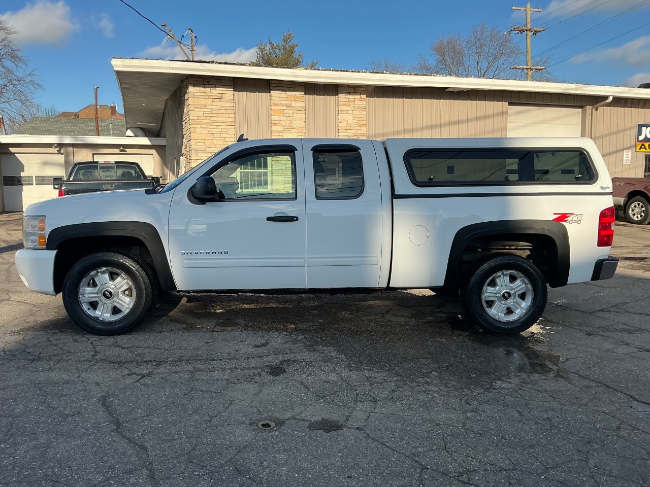 Chevrolet Silverado 1500 LT Ext. Cab Long Box 4WD 2011